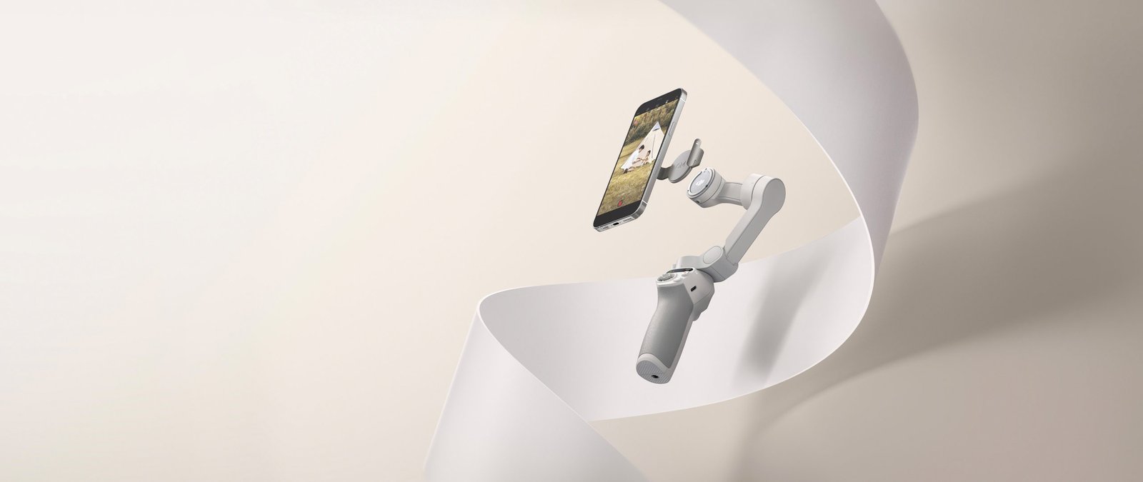 DJI OSMO Mobile SE Gimbal Pakistan awtraders.pk